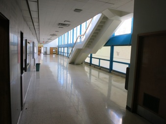 Enlarge photo 13