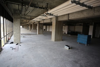 Enlarge photo 63