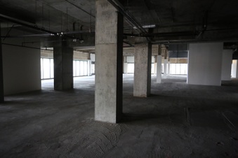 Enlarge photo 69