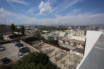 Enlarge photo 83