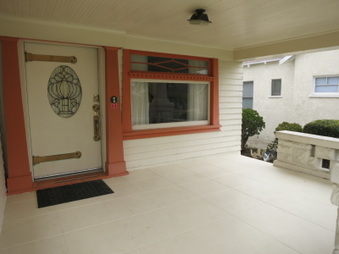Enlarge photo 10