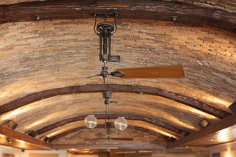 Enlarge photo 46