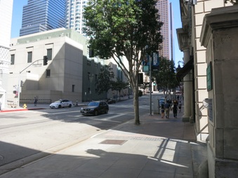 Enlarge photo 10