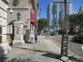 Enlarge photo 23