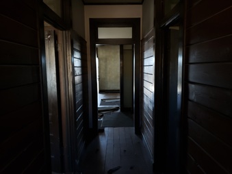 Enlarge photo 11