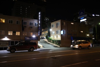 Enlarge photo 11
