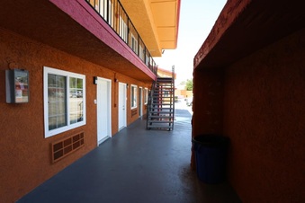 Enlarge photo 12