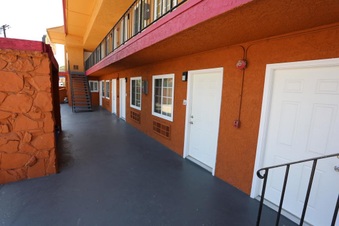 Enlarge photo 13