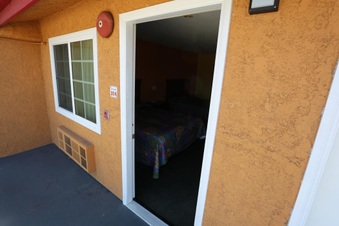 Enlarge photo 17