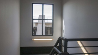 Enlarge photo 49