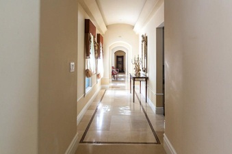 Enlarge photo 32