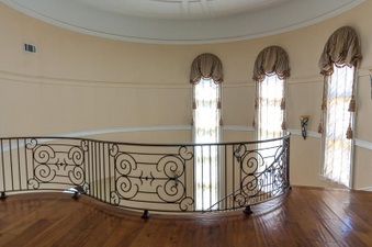 Enlarge photo 34