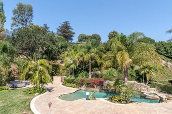 Enlarge photo 52