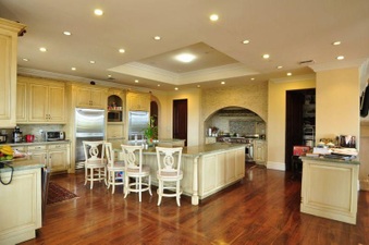 Enlarge photo 35