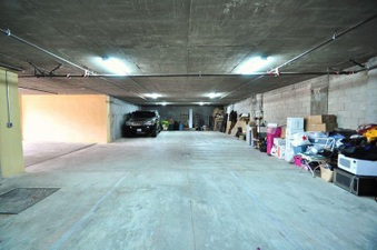 Enlarge photo 96