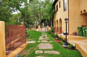 Enlarge photo 110
