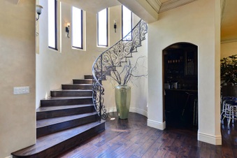 Enlarge photo 32