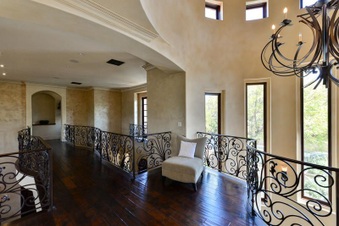Enlarge photo 34
