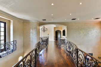 Enlarge photo 35