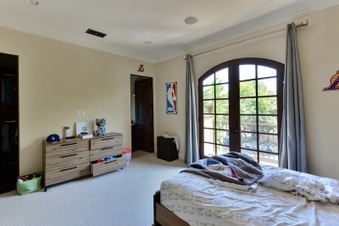 Enlarge photo 36