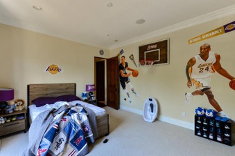 Enlarge photo 38
