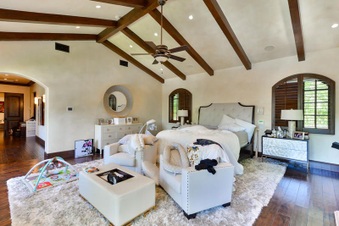 Enlarge photo 48