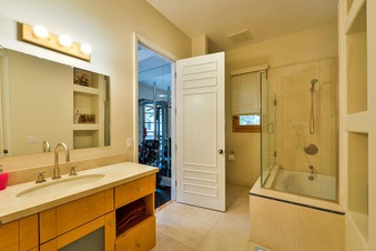Enlarge photo 37