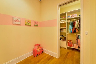 Enlarge photo 42