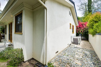 Enlarge photo 137