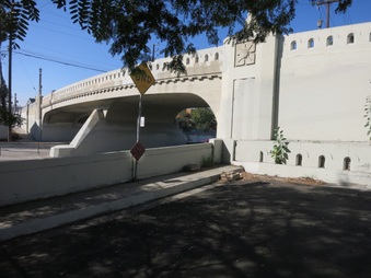 Enlarge photo 17