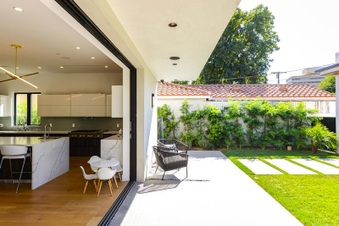 Enlarge photo 24