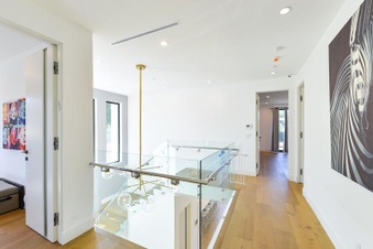 Enlarge photo 39