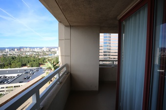 Enlarge photo 64