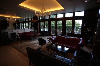 Enlarge photo 12