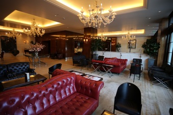 Enlarge photo 15
