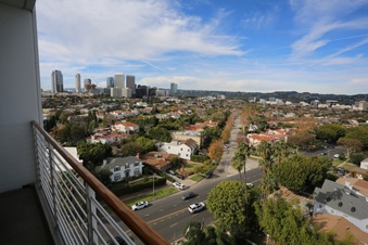 Enlarge photo 64