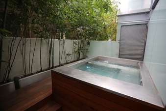 Enlarge photo 82