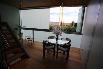 Enlarge photo 90