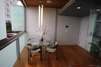 Enlarge photo 92