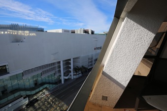 Enlarge photo 77