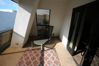 Enlarge photo 78