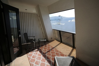 Enlarge photo 79
