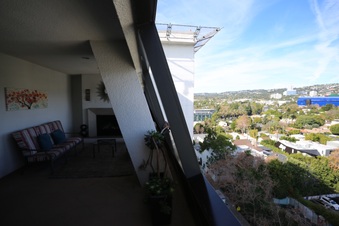 Enlarge photo 90