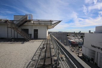 Enlarge photo 111