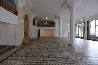 Enlarge photo 16
