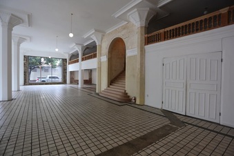 Enlarge photo 21