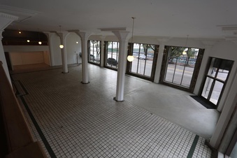 Enlarge photo 47