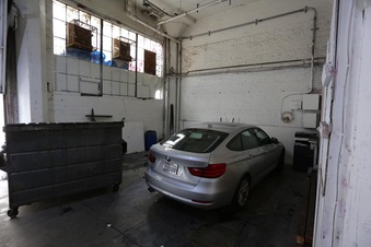 Enlarge photo 63