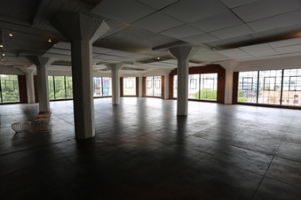 Enlarge photo 85