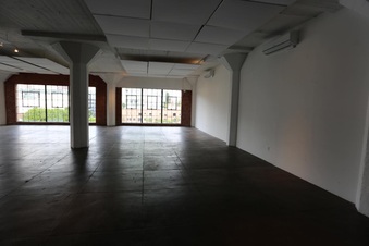 Enlarge photo 87